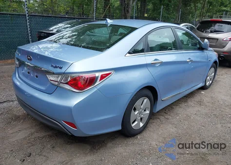 2012 Hyundai Sonata Hybrid z USA, uszkodzony, nr VIN KMHEC4A48CA054307